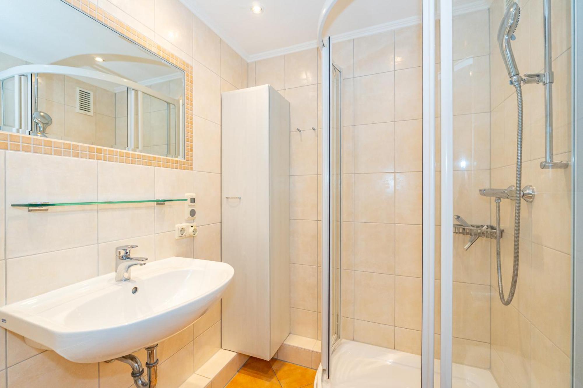 Apartmenthaus Duenenburg Duenenburg App 19 * Westerland